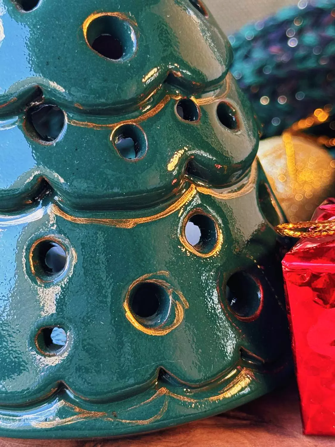 Christmas tree candle holder  4