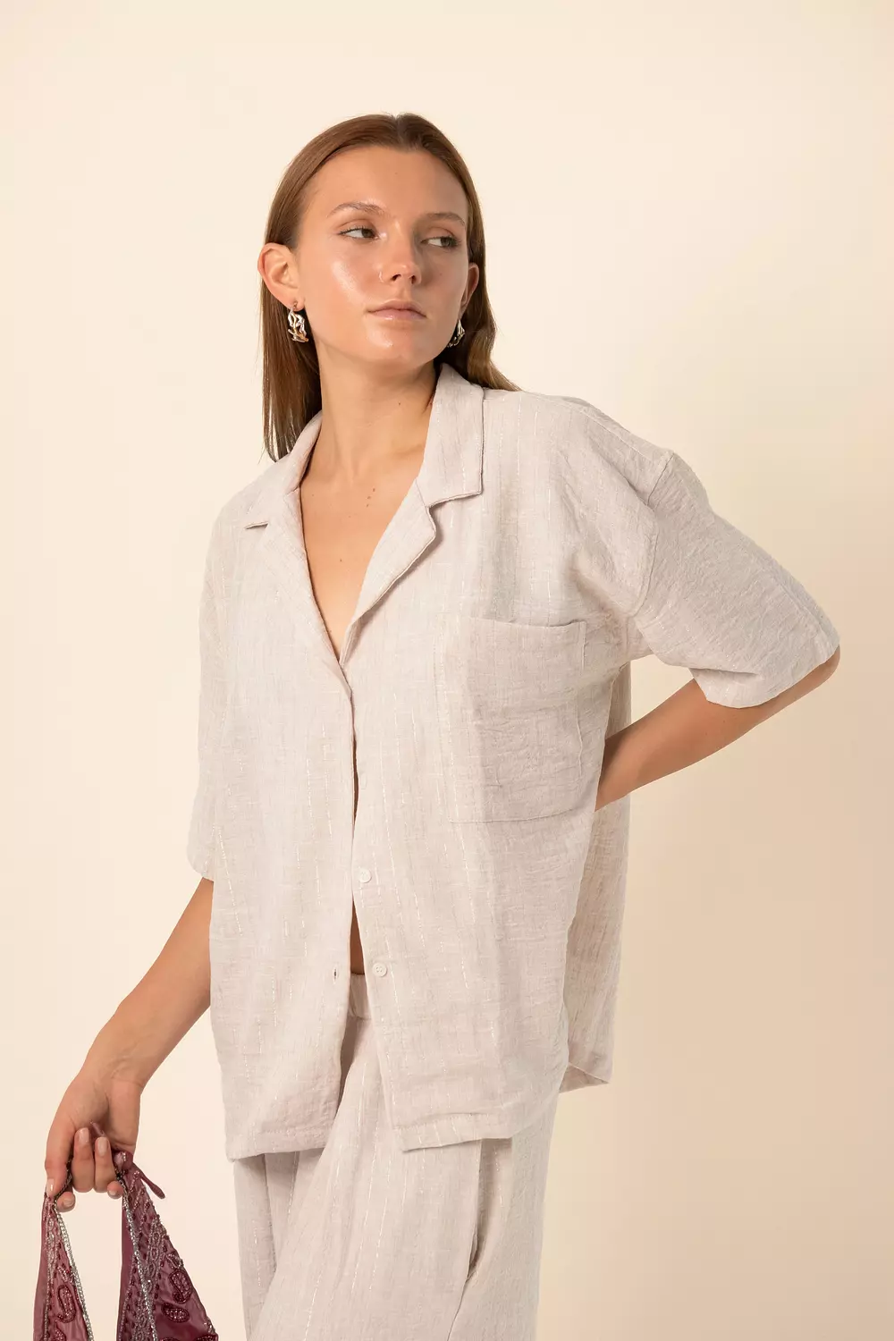 Oversized Shirt in silver Stripes - Beige 3