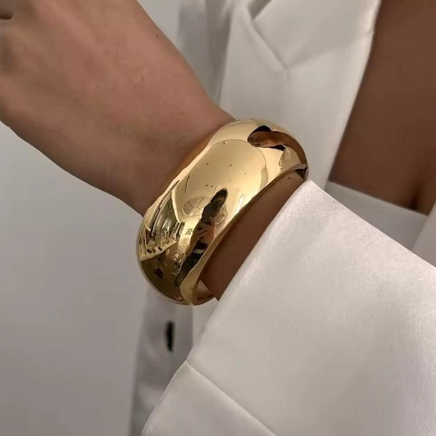 Chunky bangle C201 image