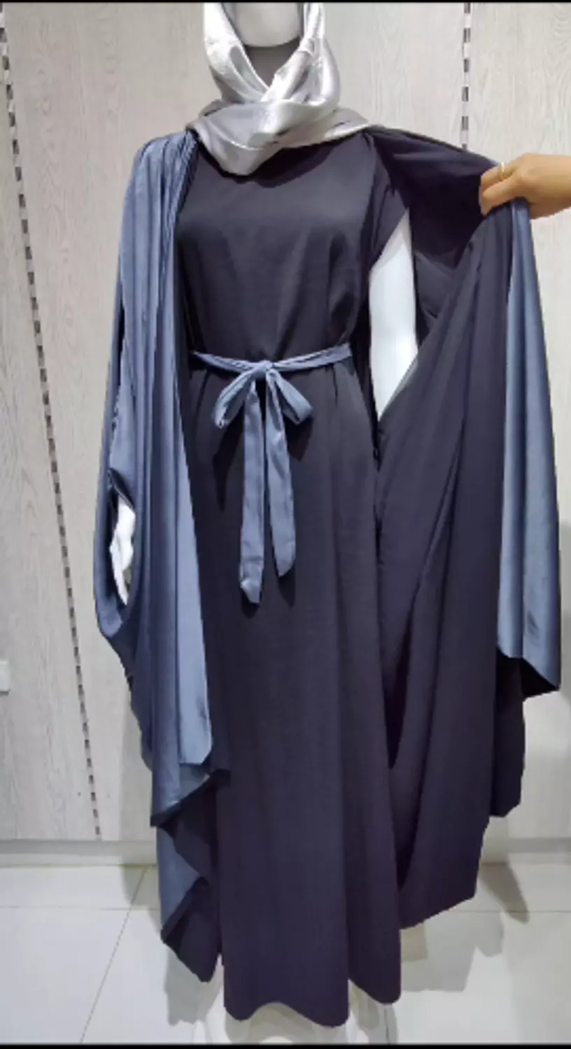 Abaya Elegance hover image