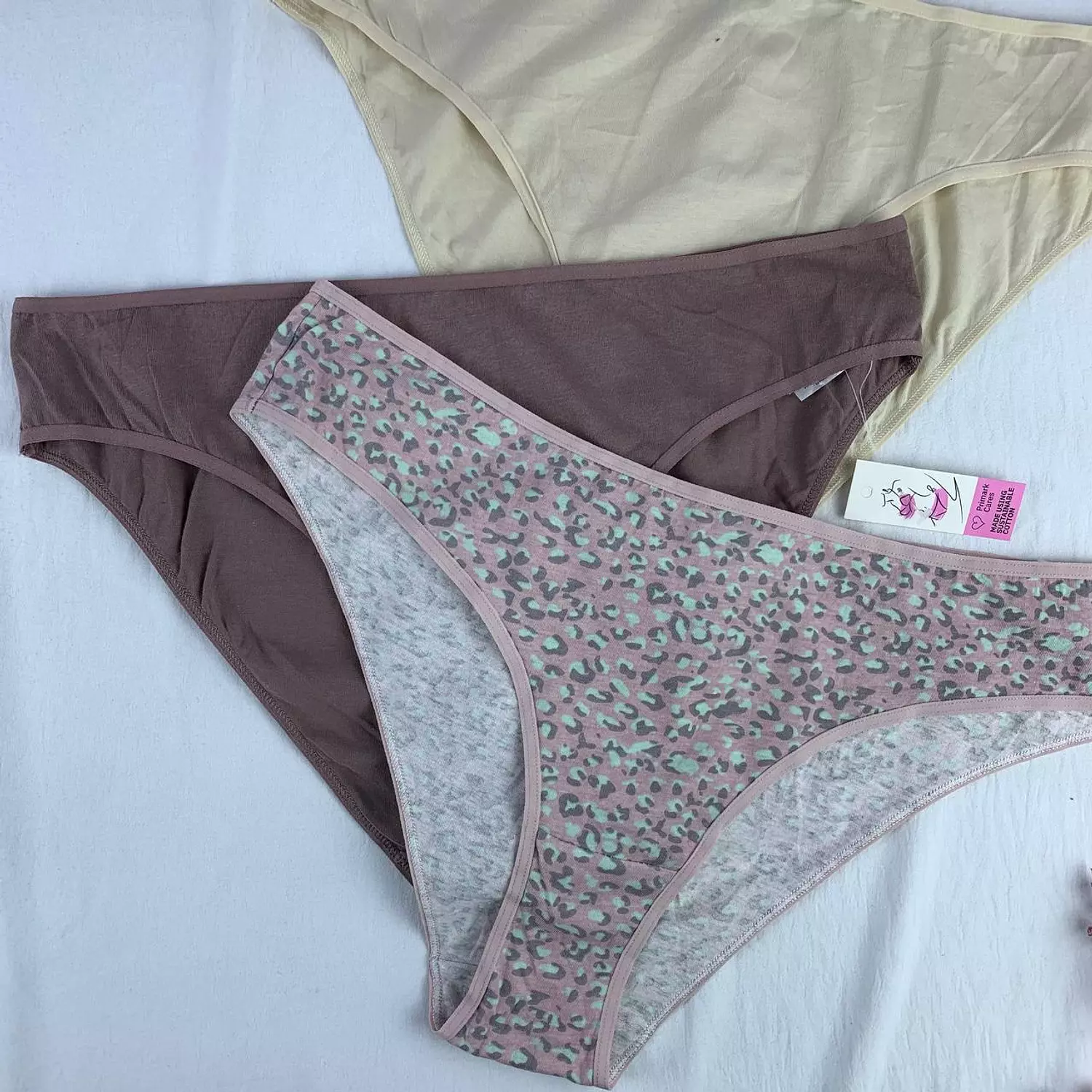 3 pieces cotton panty set from primark   Size L fit s  XL  75:78 k    image