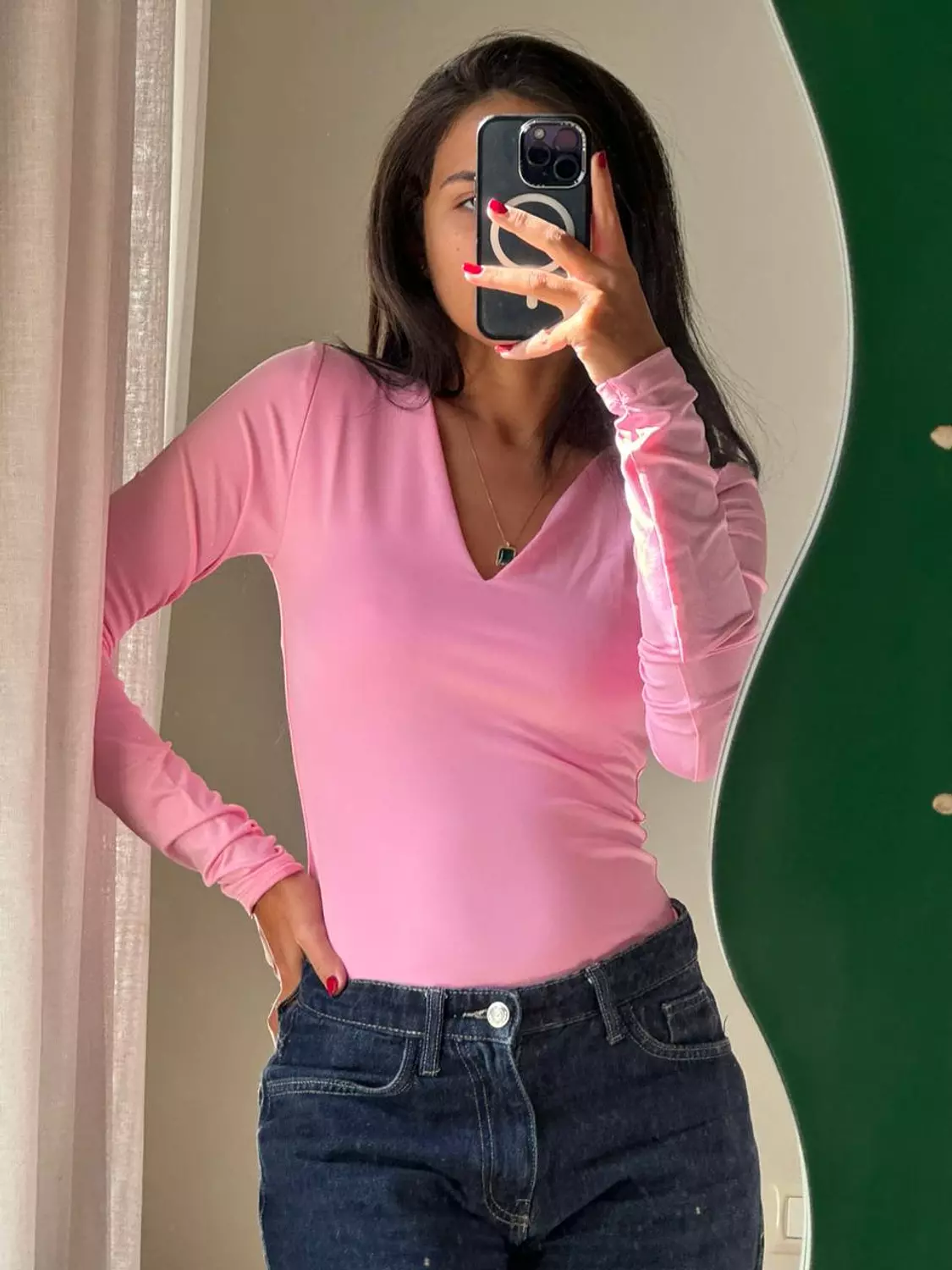 V-NECK LONG SLEEVE  10