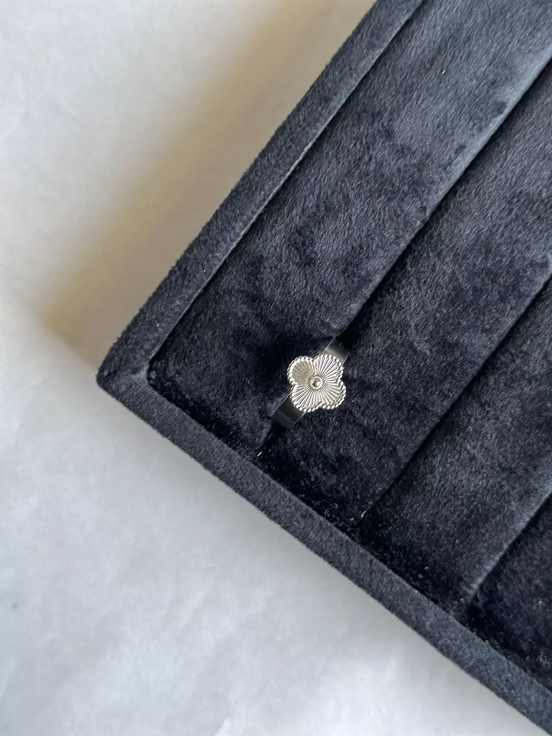 Clover Silver Ring image