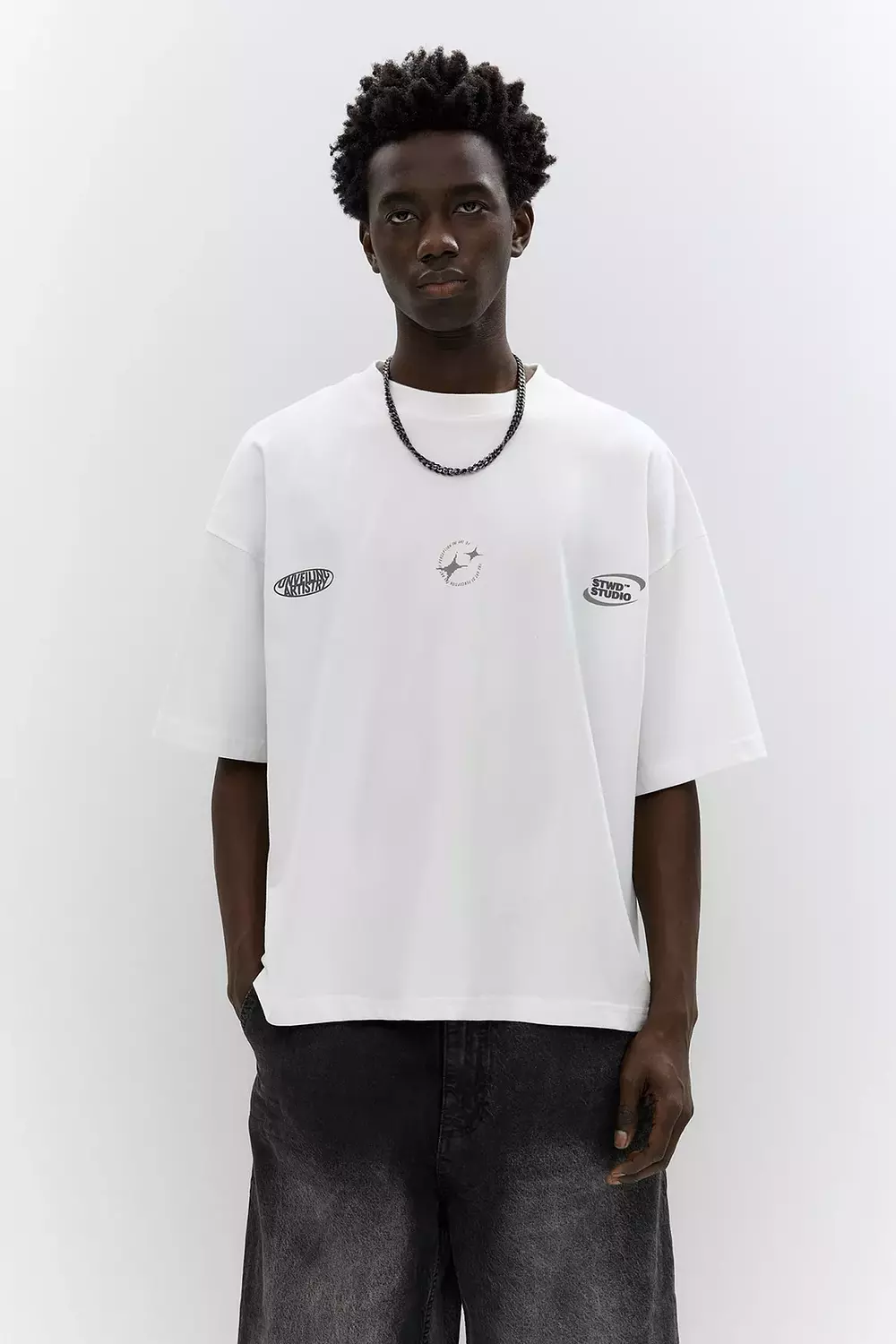 T-shirt  P&B image