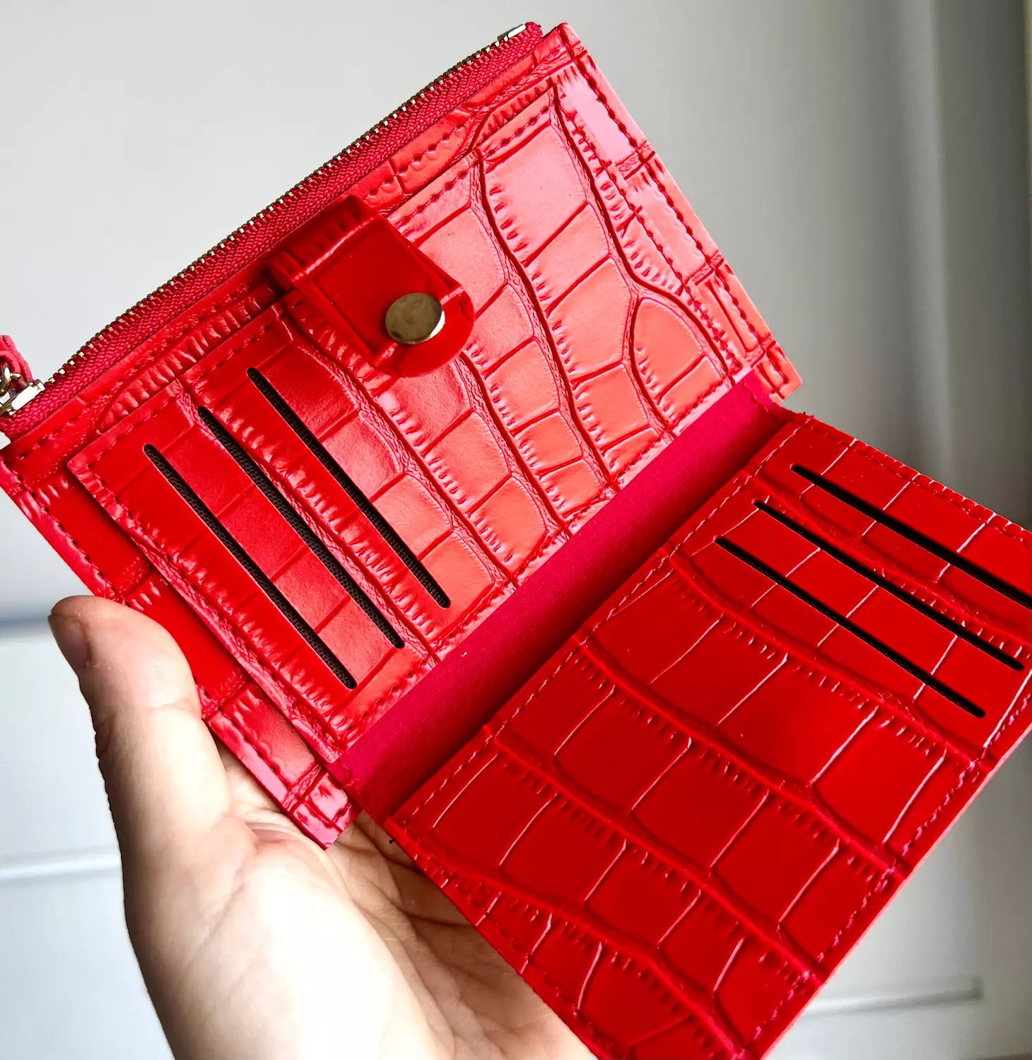 Red wallet . 1