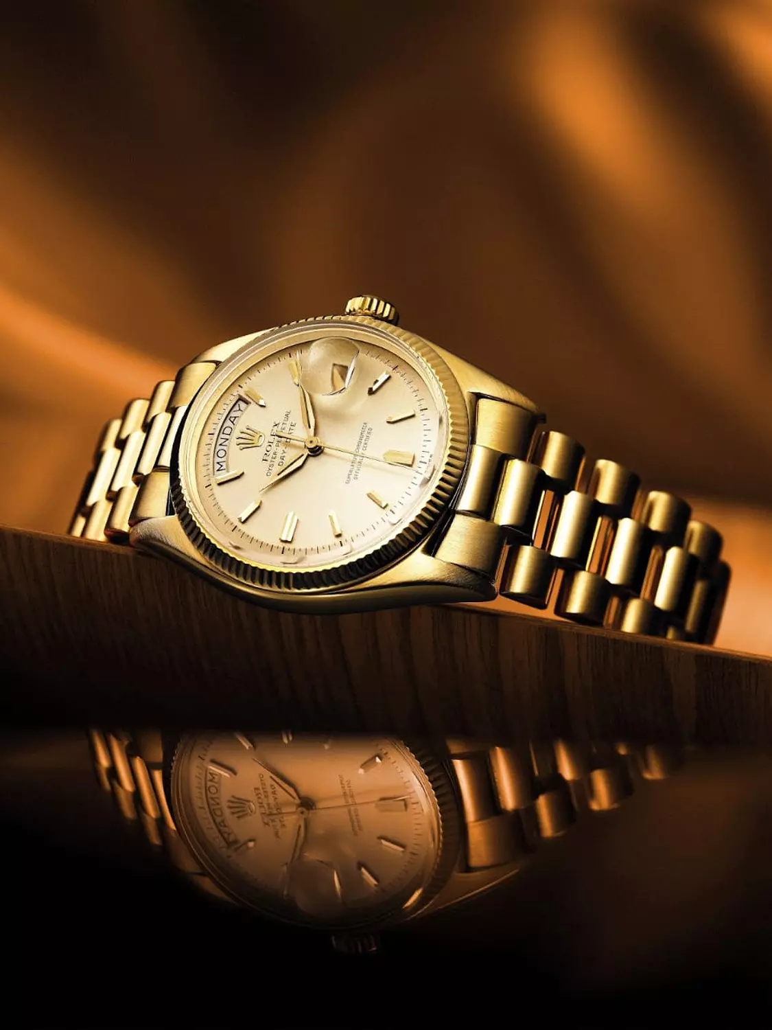 🌐 Rolex: The Legend of Luxury Watches  12
