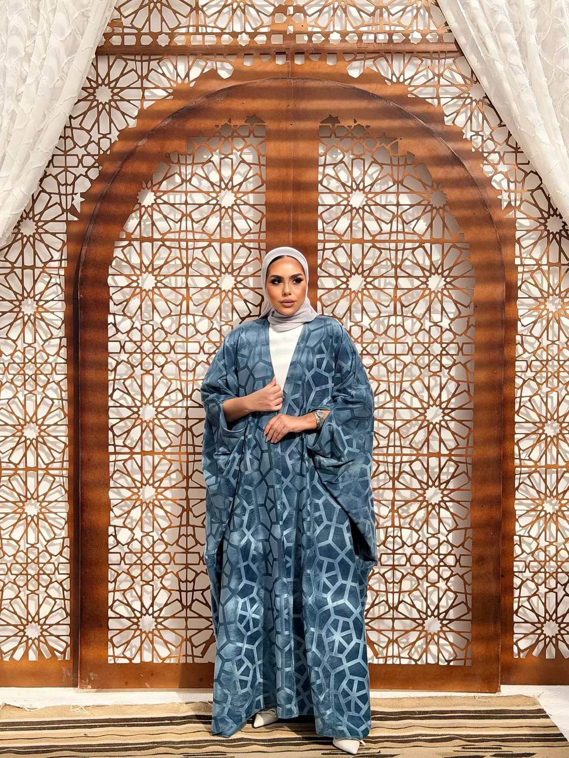 Layal Al-Bahr (Midnight Teal) image