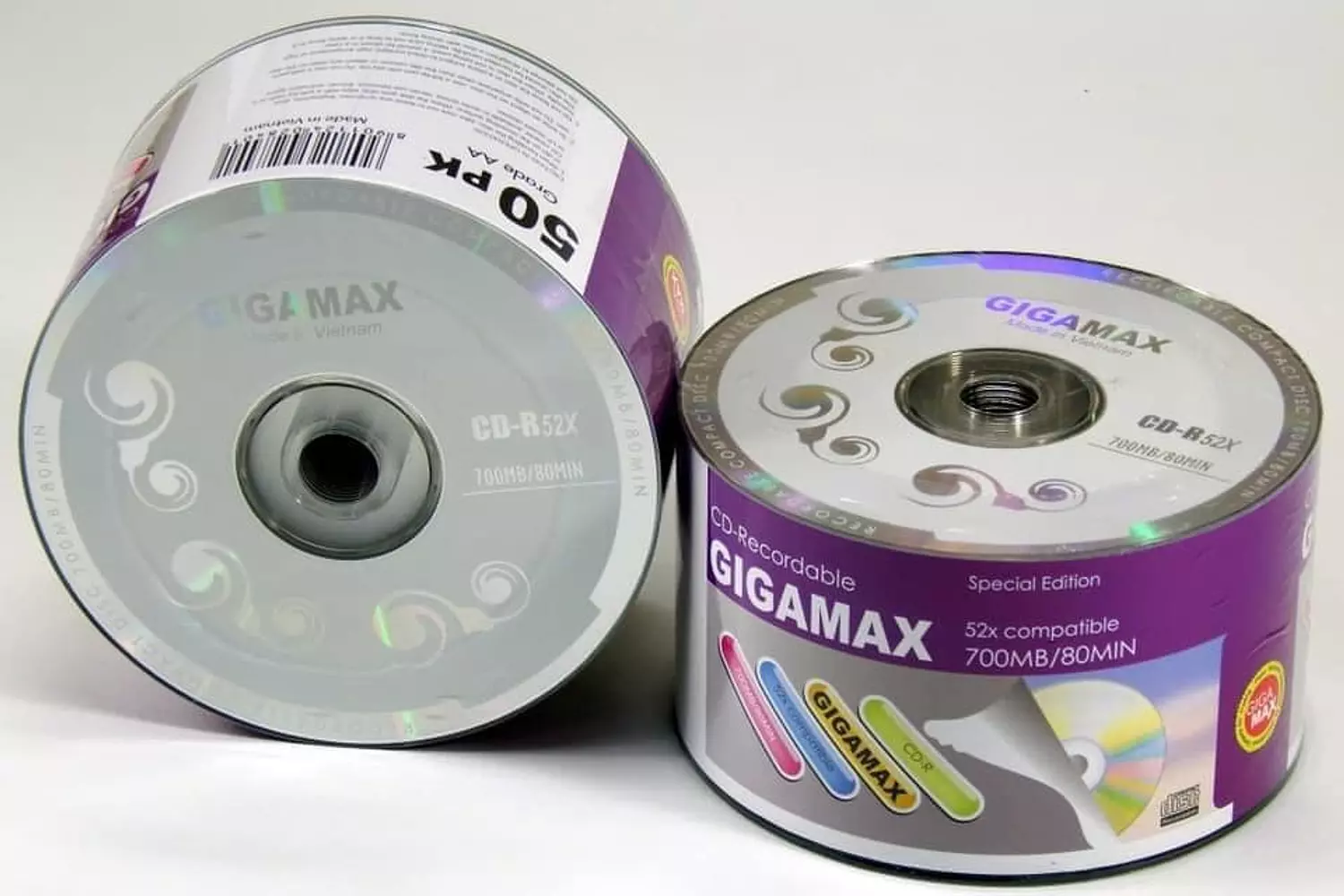 CD GIGAMAX 50PCS 1