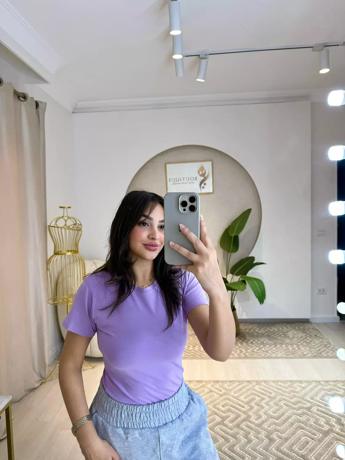 بيزك توب نص كم لافندر غامق image