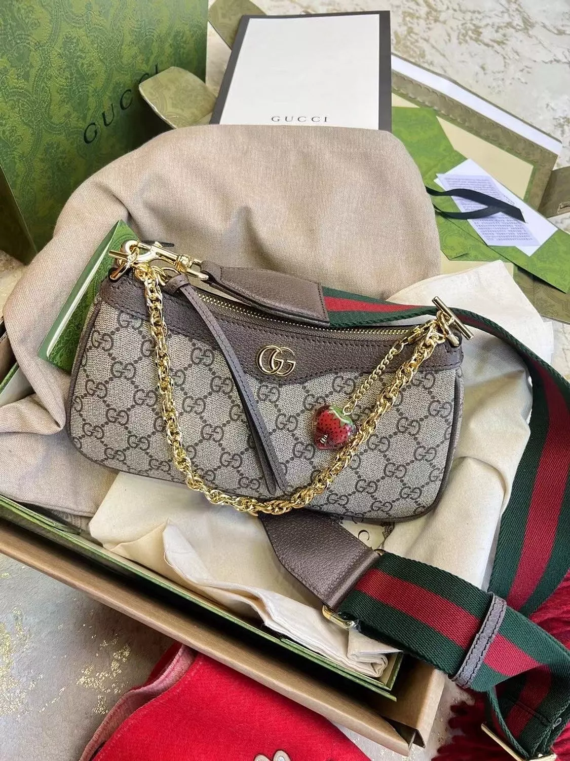 gucci ophidia image