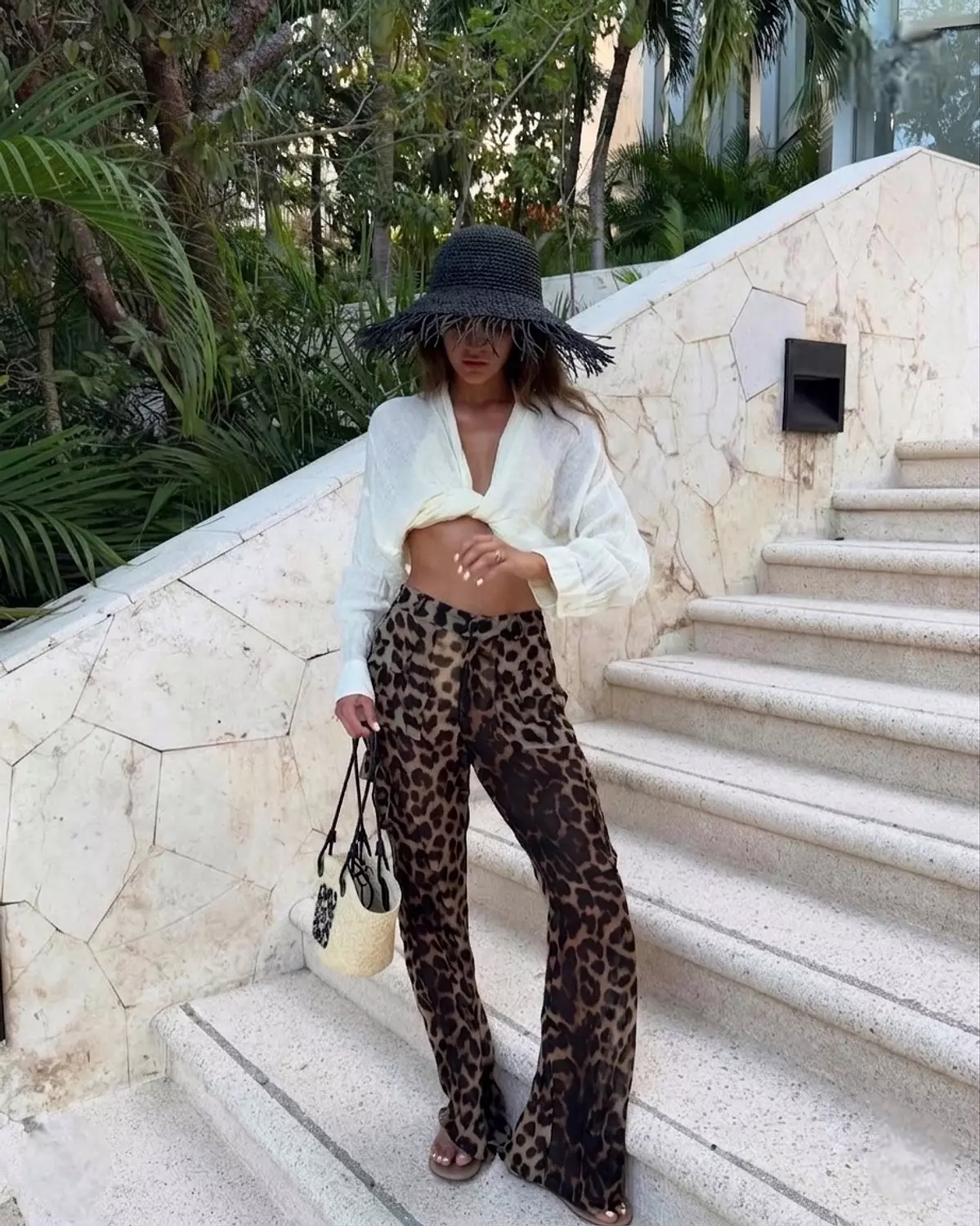 Palm black hat image