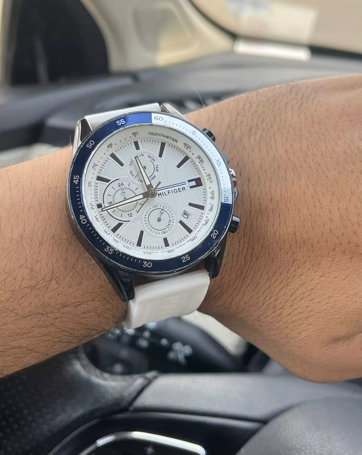 Tommy Hilfiger Rubber (2 COLORS) hover image