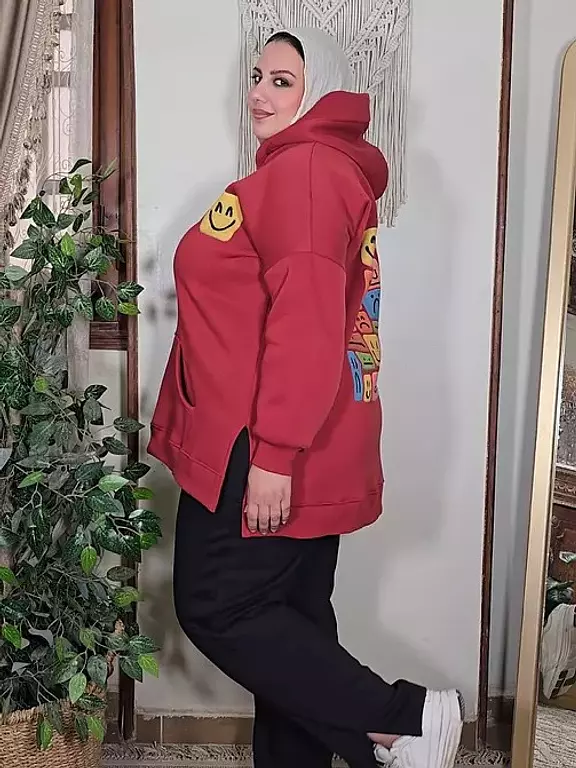 <h3 style="text-align: center"><span style="color: rgb(111, 61, 148)">Sweat Pants</span></h3>