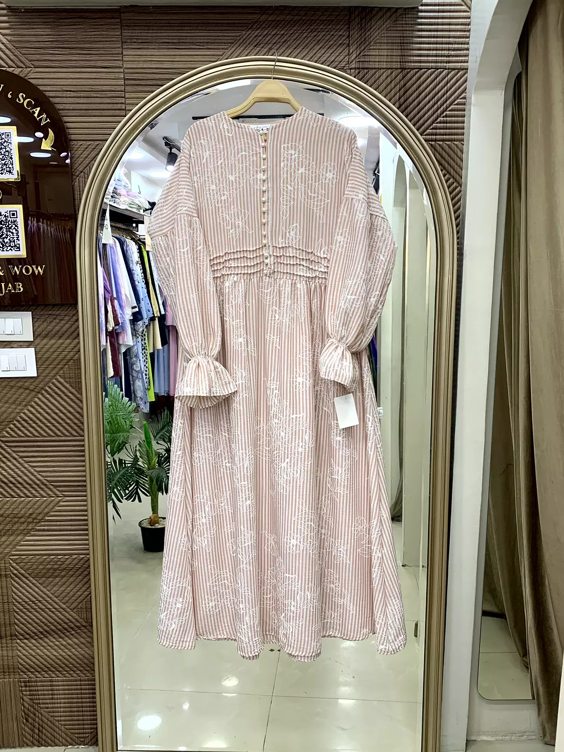 Zomorod Dress image