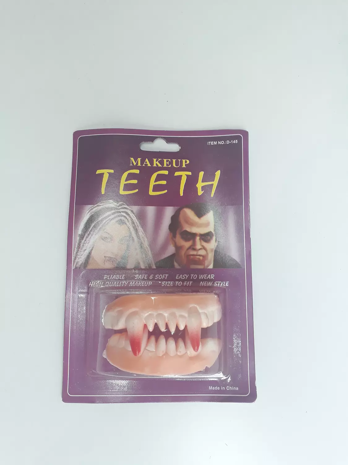 Full fangs image