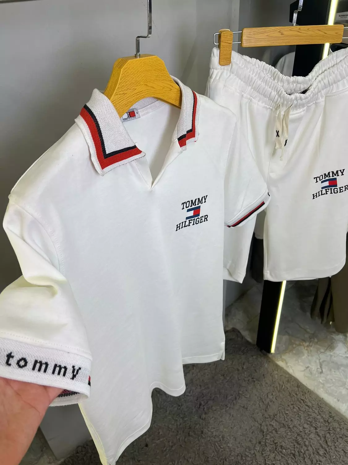 TOMMY HILFIGER SET / 1366 2