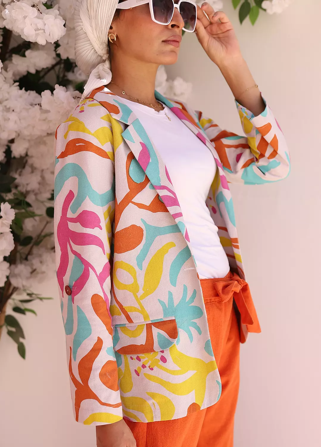 <p><span style="color: rgb(255, 255, 255)">LINEN BLAZERS</span></p>