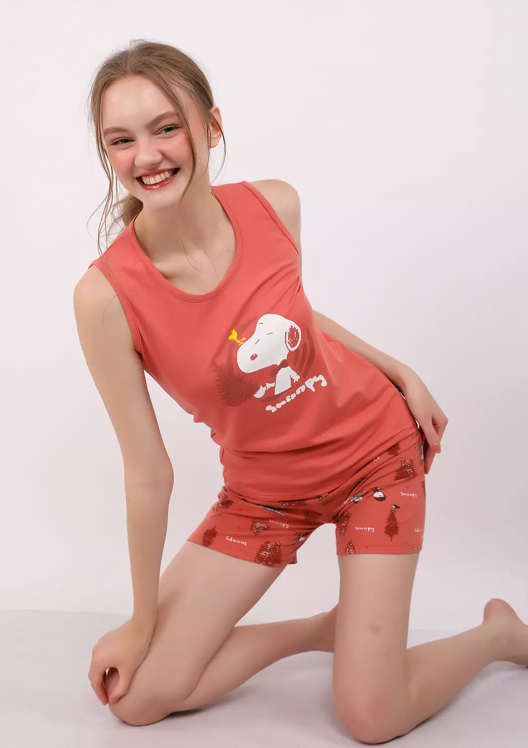 SNOOPY TREE BREEZE SHORT PAJAMA SET image