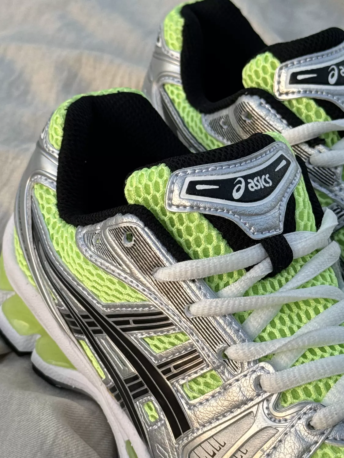 Asics Gel-Kayano 14 Bright Lime/ Midnight  1