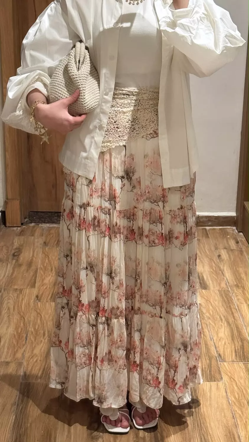 Fiora Skirt in Blossom Ivory 4