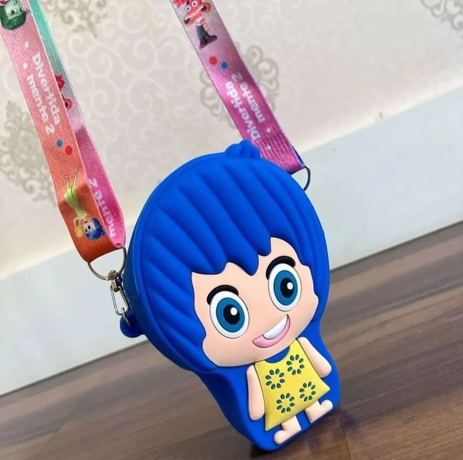 Inside out Mini Bag 3