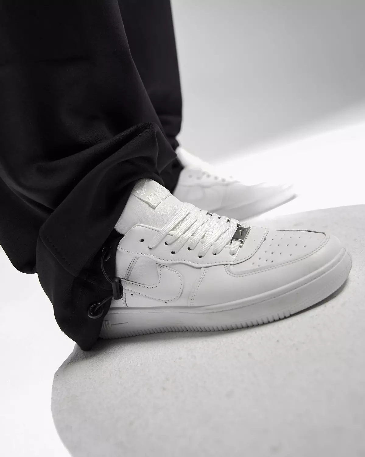 CLASSIC BAGGY SWEATS- black 13
