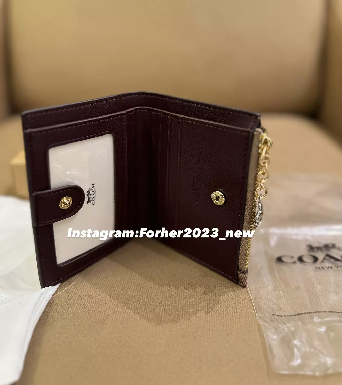 Coach bifold wallet with flowers 4