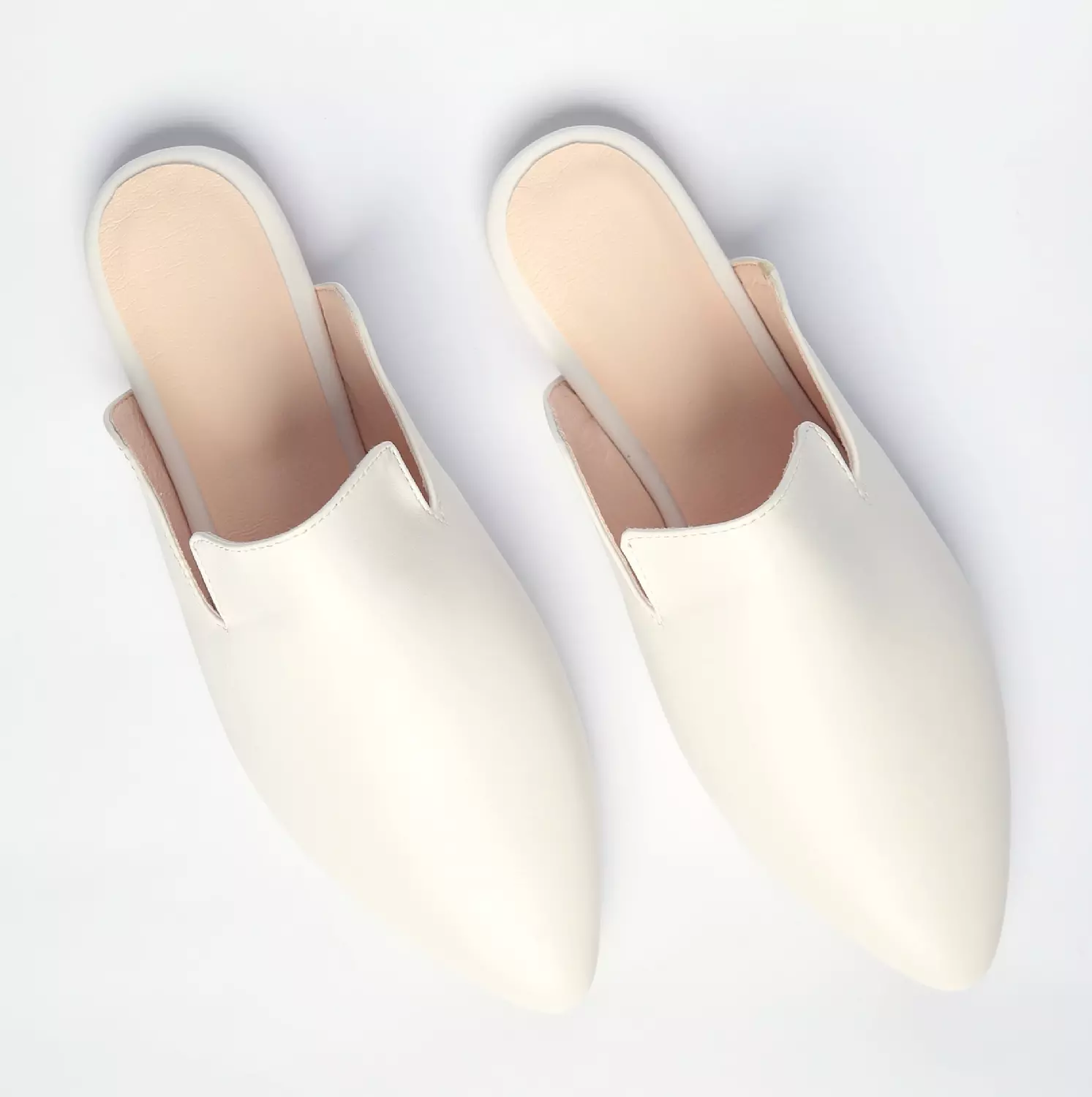 White Valeria 1