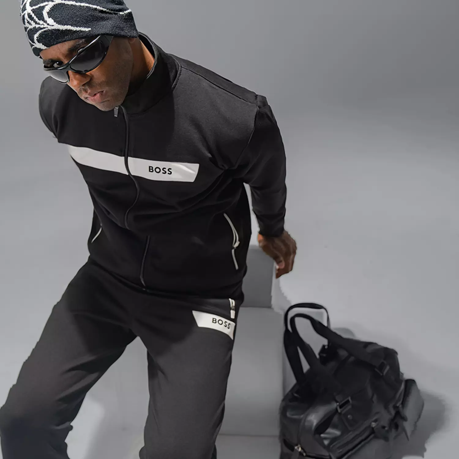 sweatshirt boss line  hover image