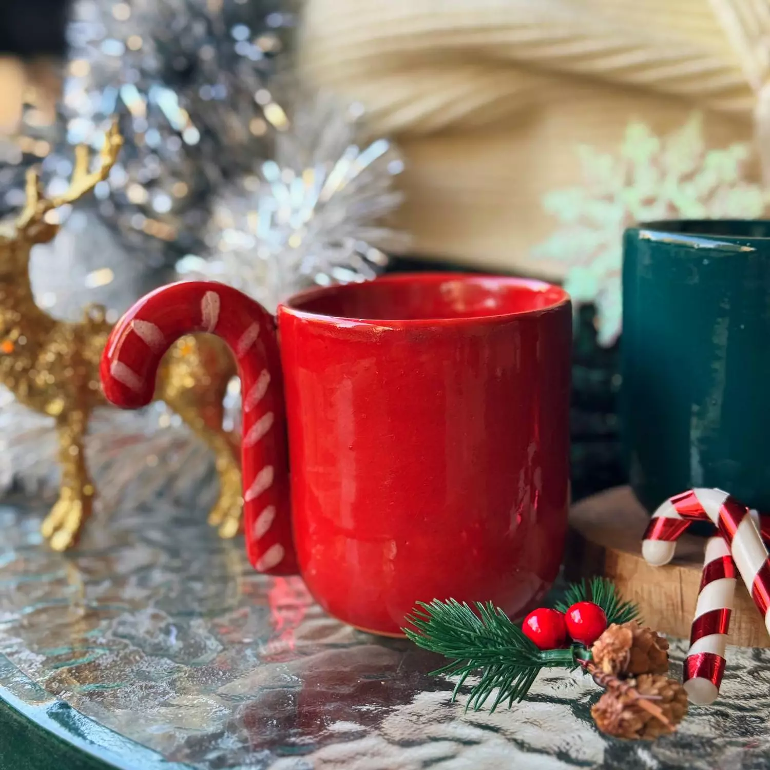 Candy Cane mug in red 1