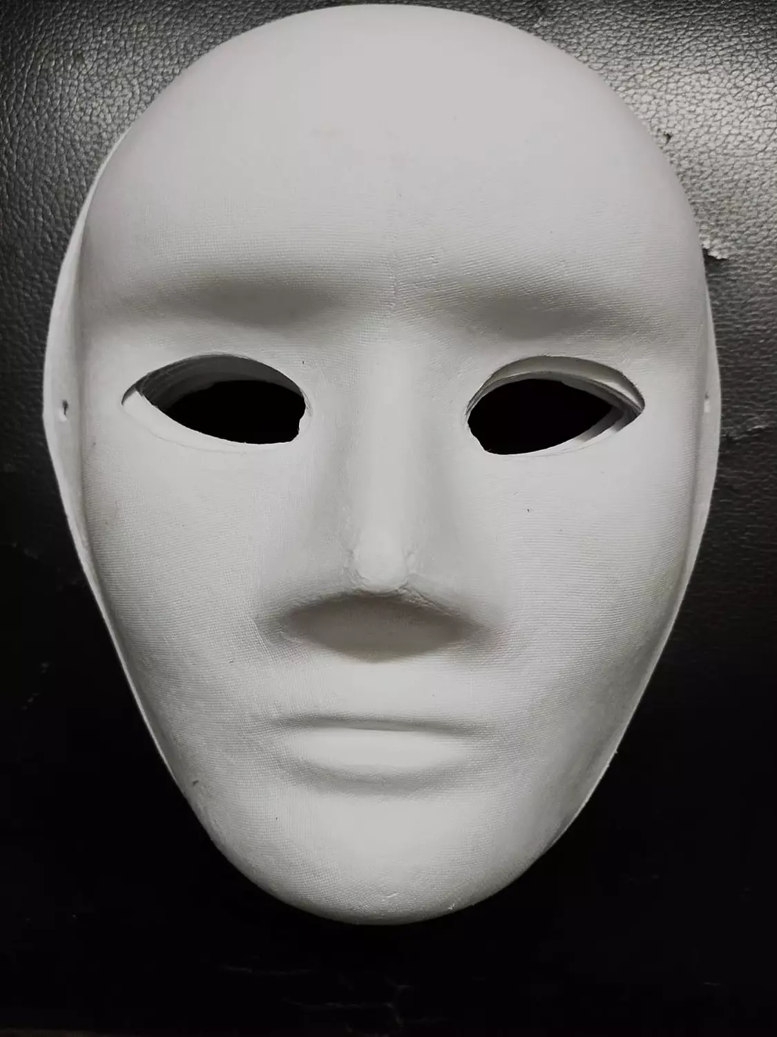White mask coloring image
