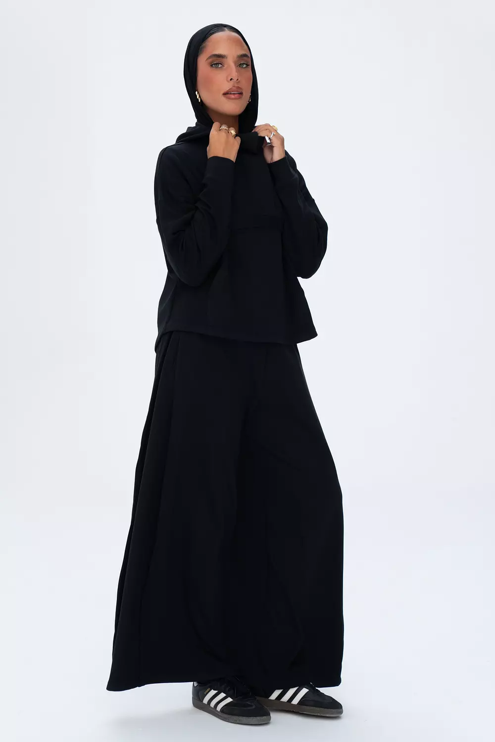 Ease Pants in Black 1