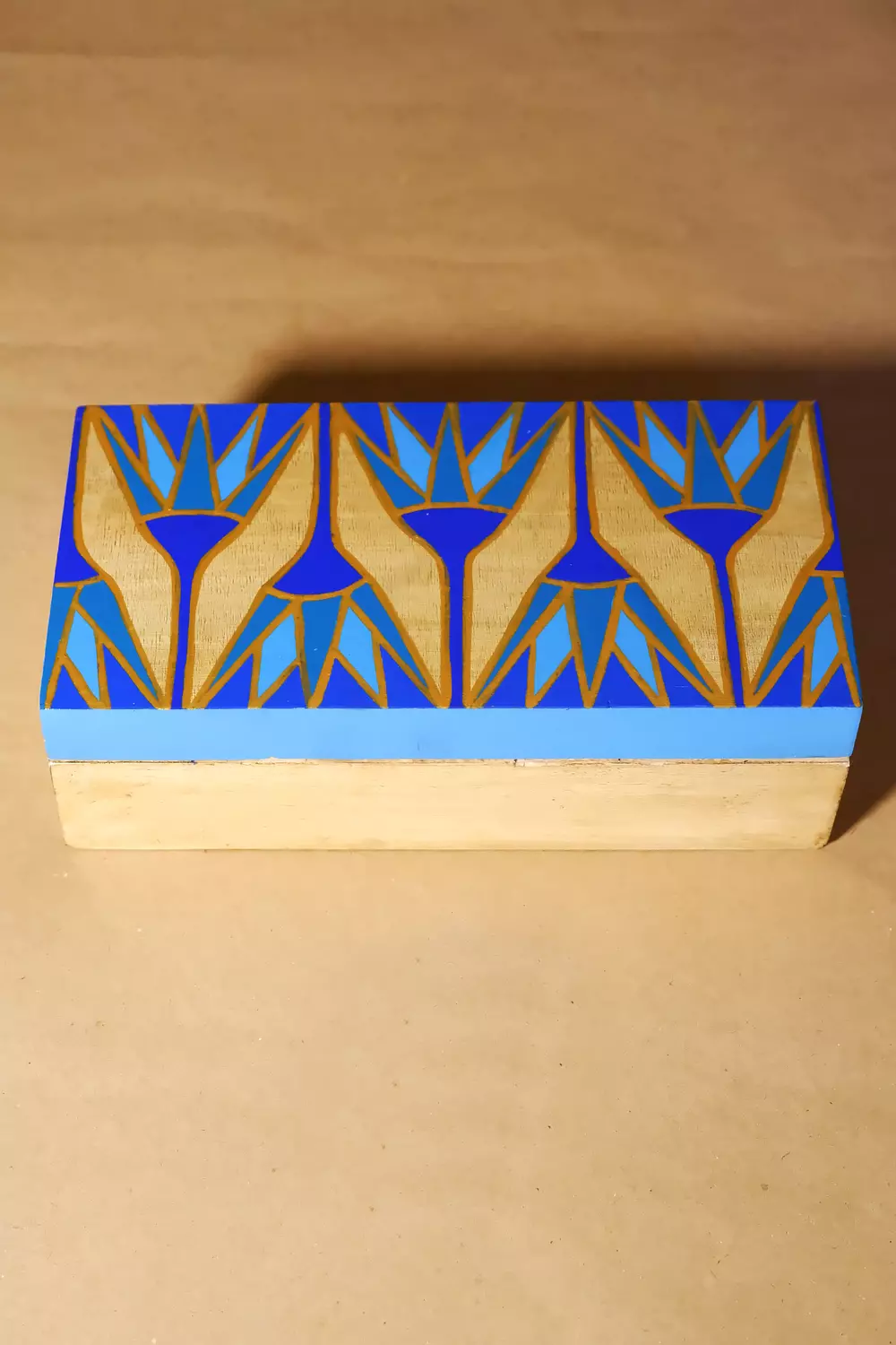 Lotus 2 blue Box medium image
