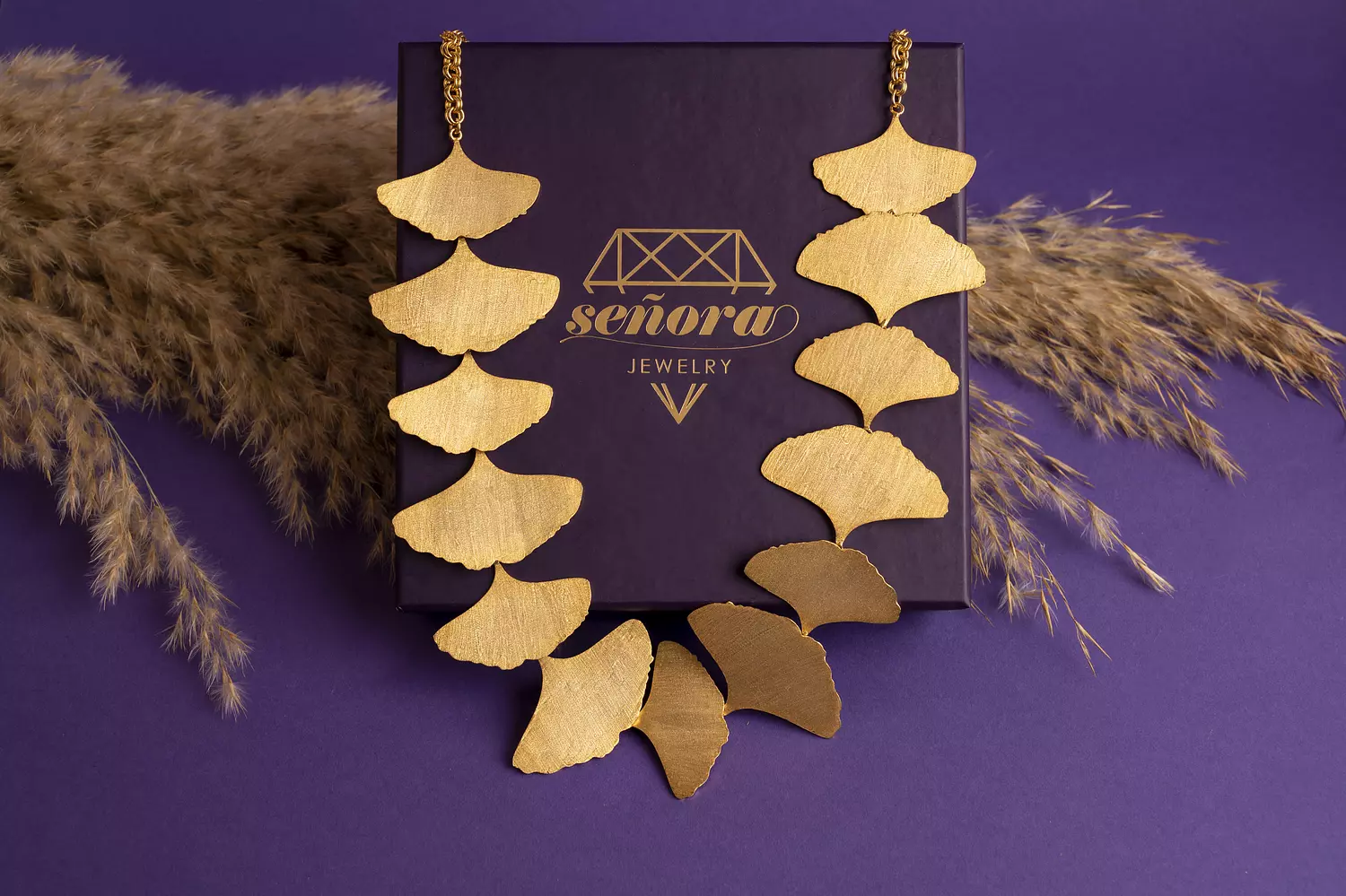 Butterfly Neckless hover image