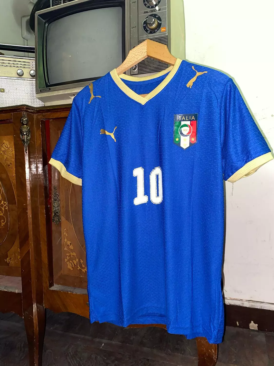<p><strong><span style="color: #ffffffff">Italy Home Jersey 2008</span></strong></p>