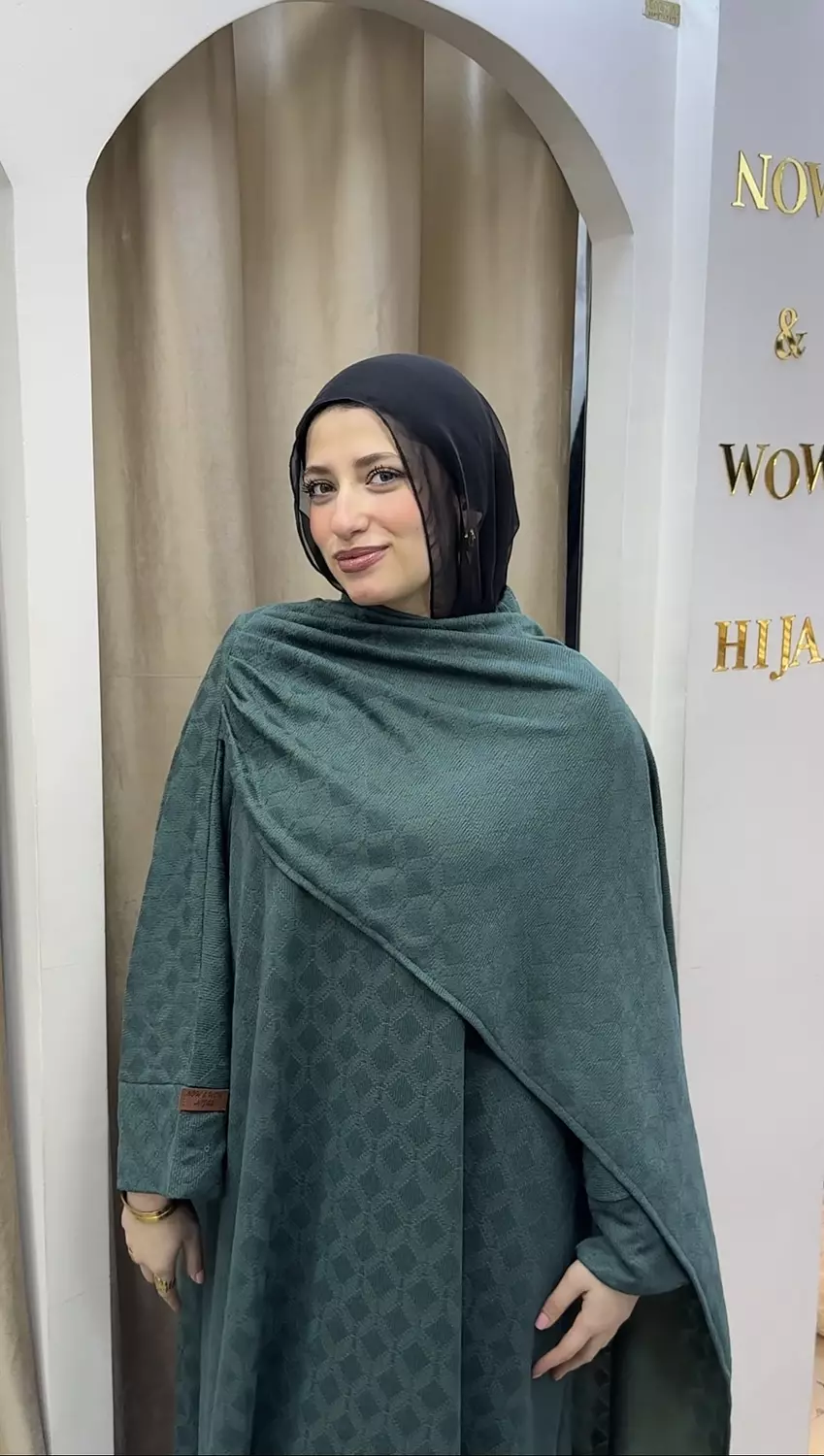 Farah Abaya 2