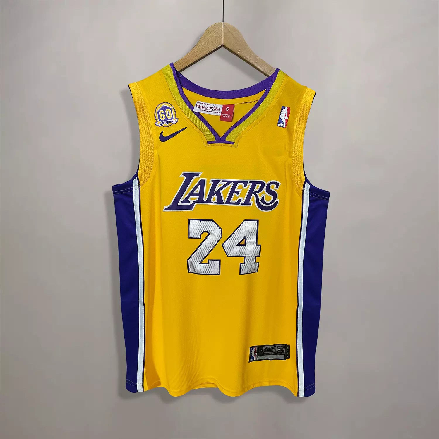 LOS ANGELES LAKERS - BASKETBALL