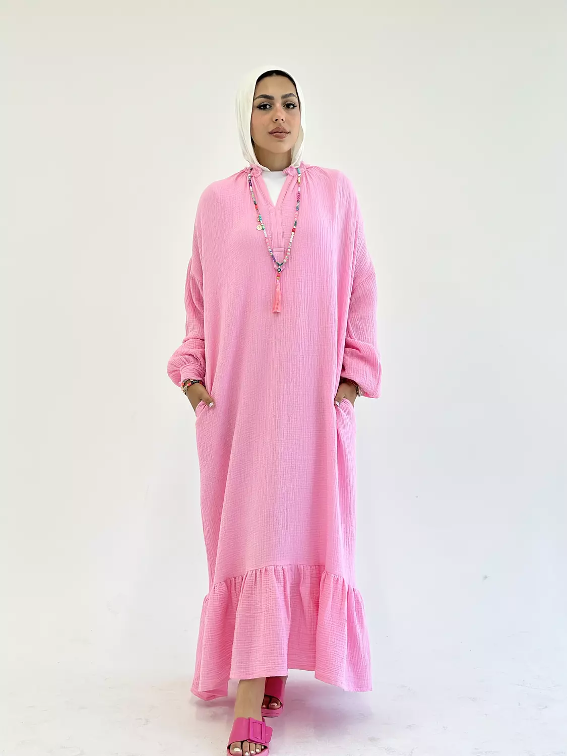 VIBRANT DRESS IN CANDY PINK