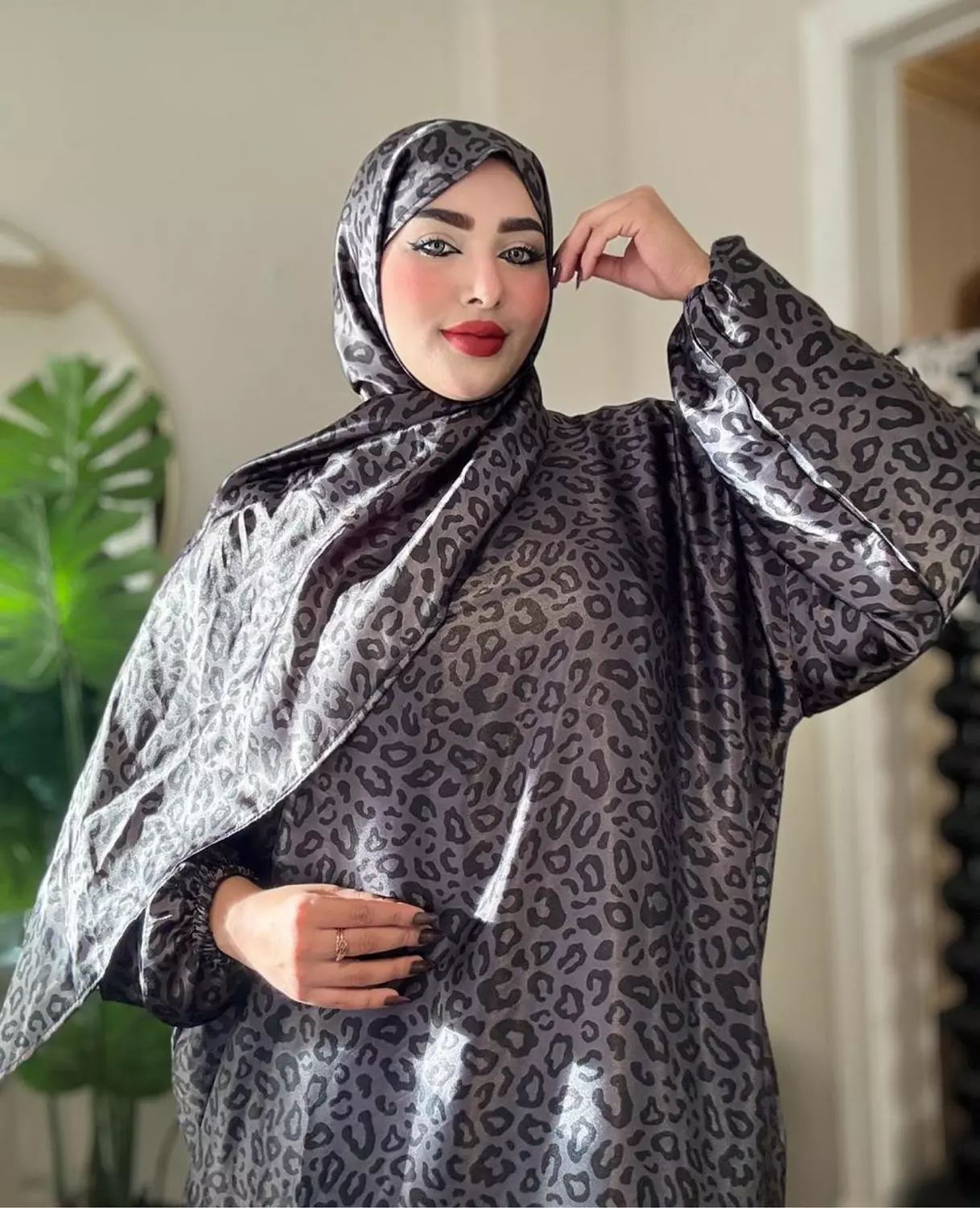 Print Satin Isdal with Attached Hijab hover image