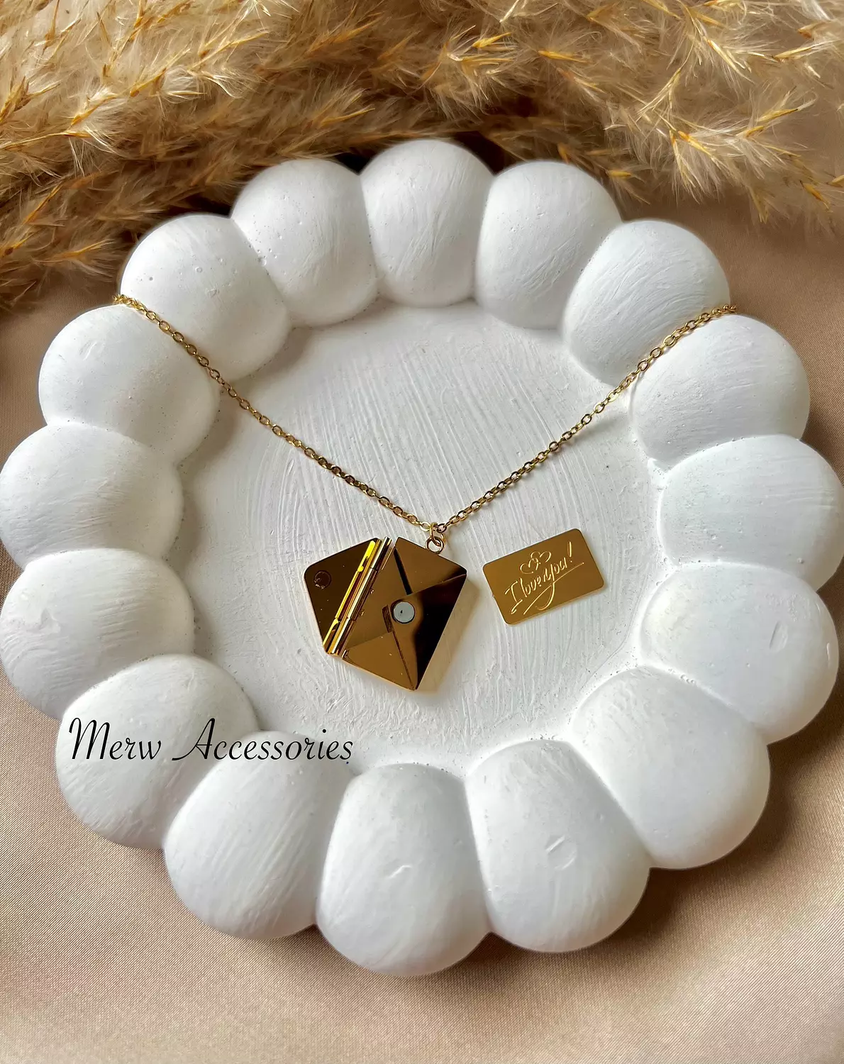 message necklace  1