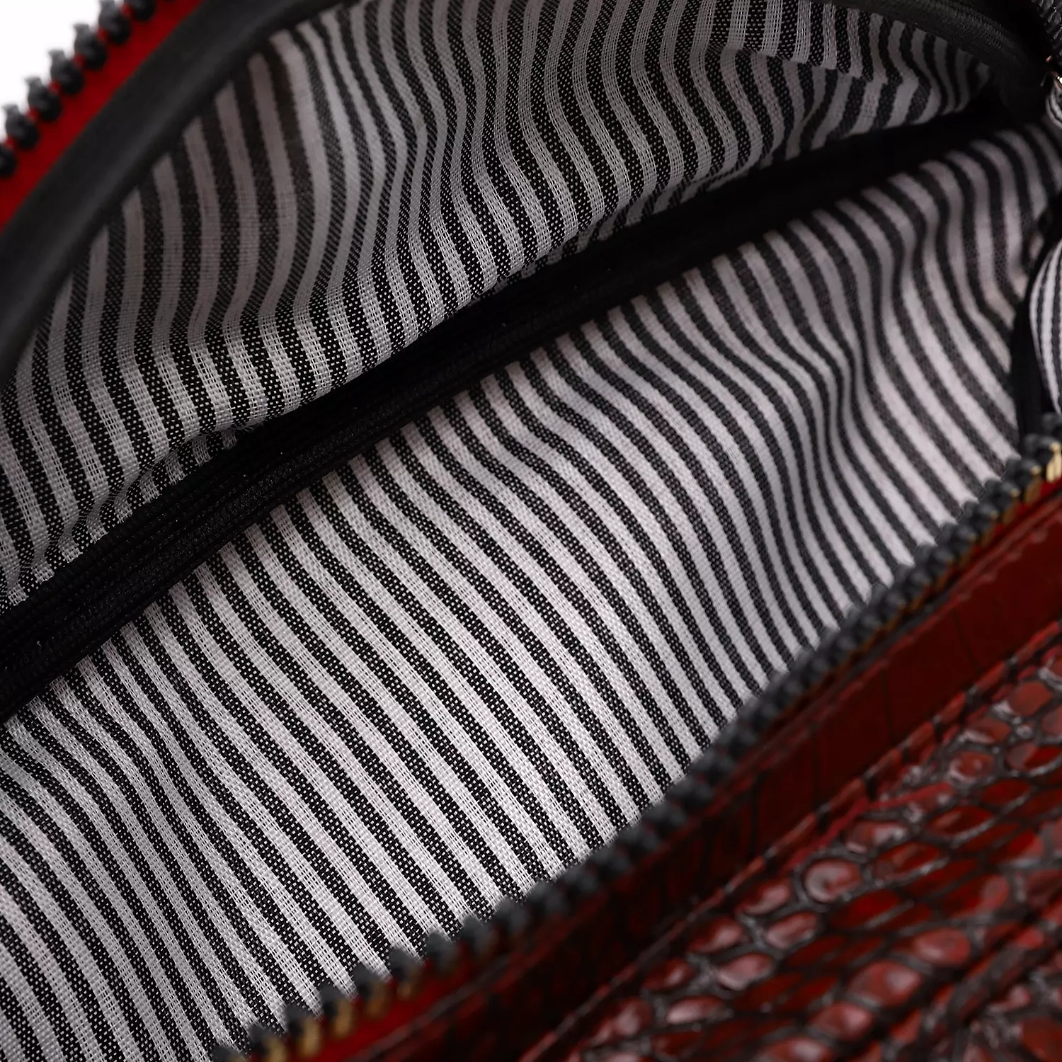 Shiny Snake Leather Super Waist Bag-Maroon 4