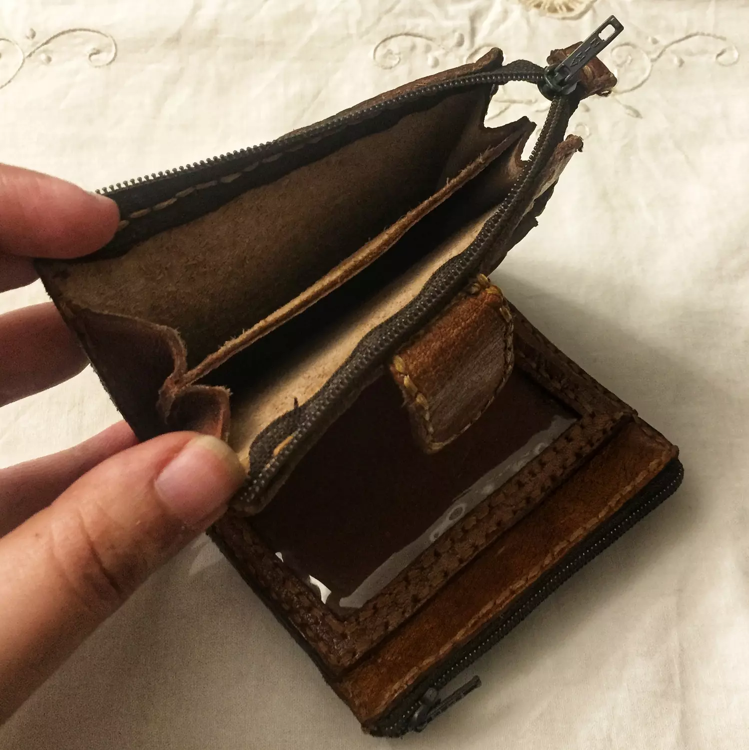 Tooled flowers leather wallet -flap closure 4