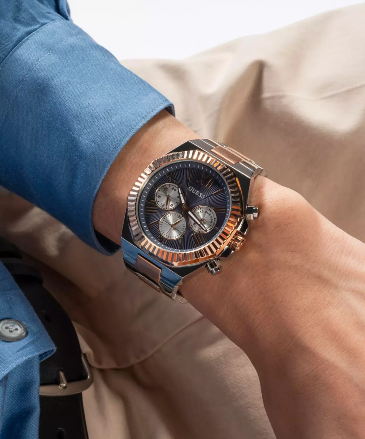 GUESS GW0703G4 Men's  Watch 2-Tone Stainless Steel Bracelet 6