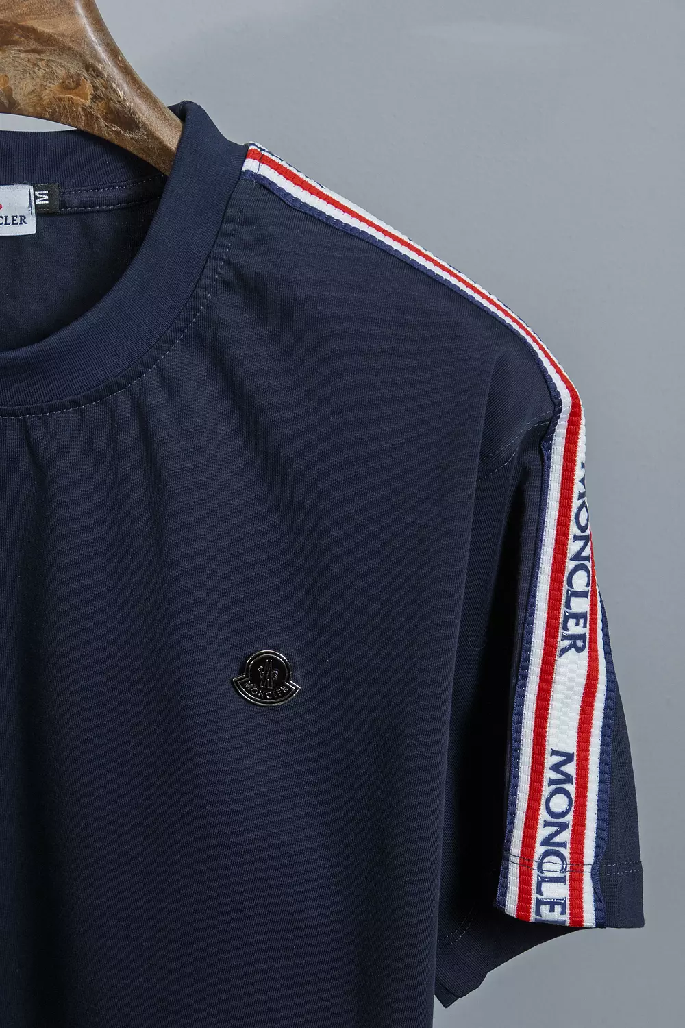 MONCLER TSHIRT \ 2323 hover image