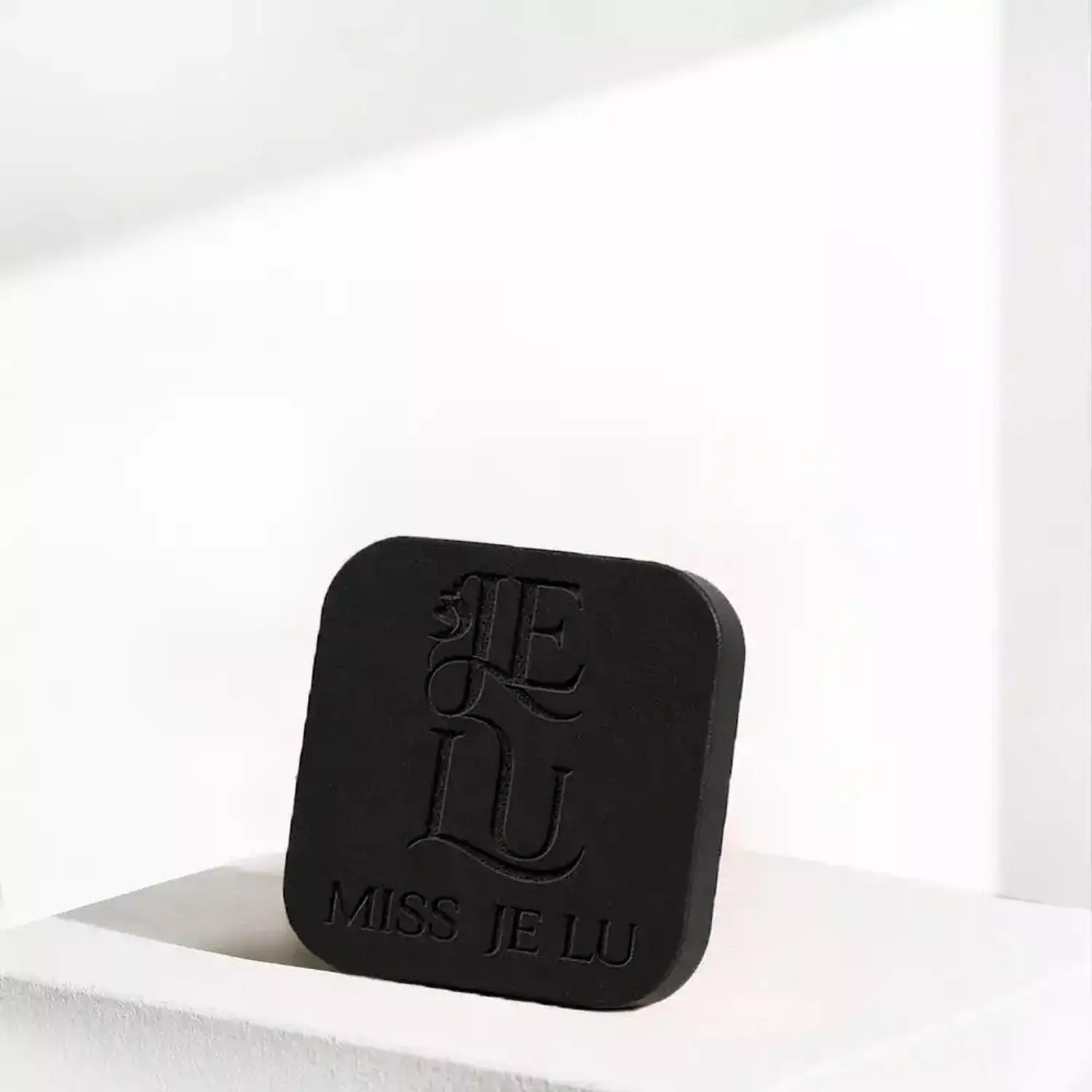 Miss Je Lu Anti-Dandruff & Scalp Cleansing Bar image
