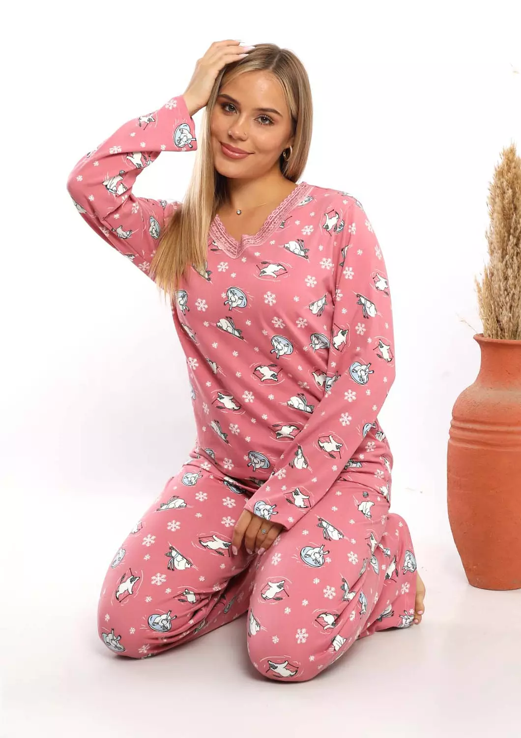 C349The winter bear lace top pajama set  5