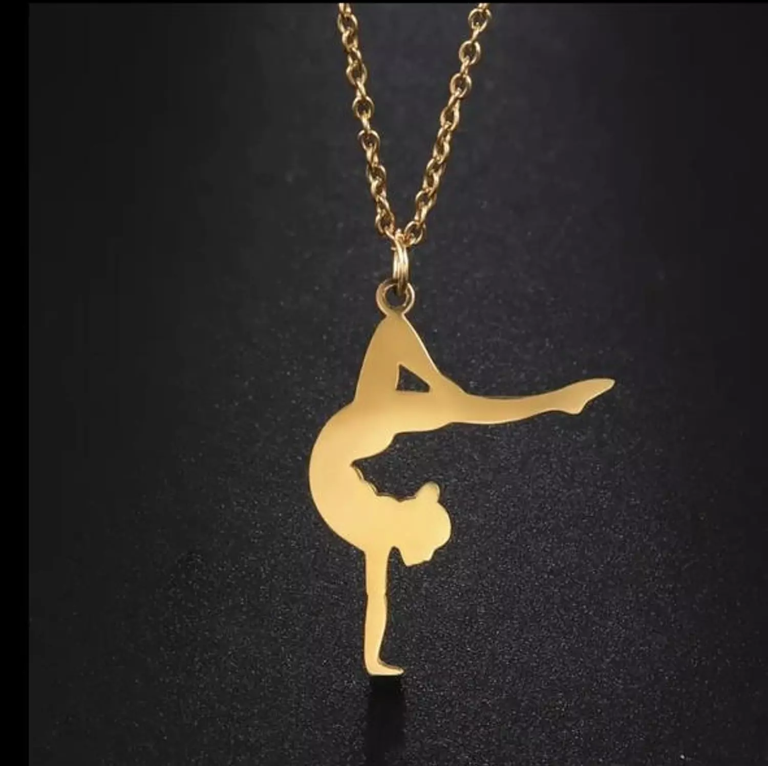 Necklace | Gymnast | Golden 2