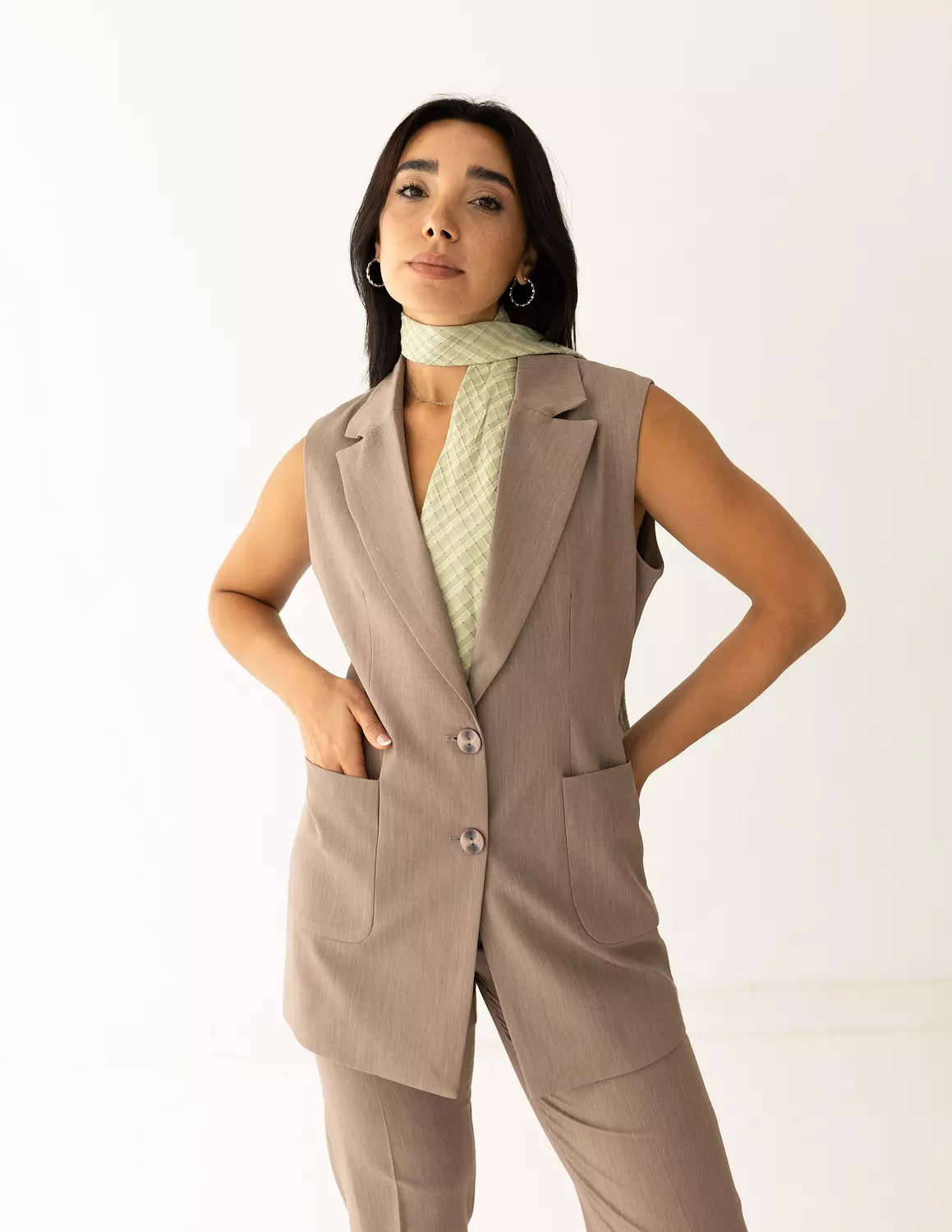 Mocha Light long vest  4