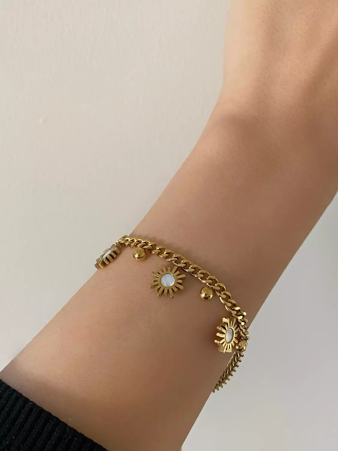 Flowers Bracelet 1