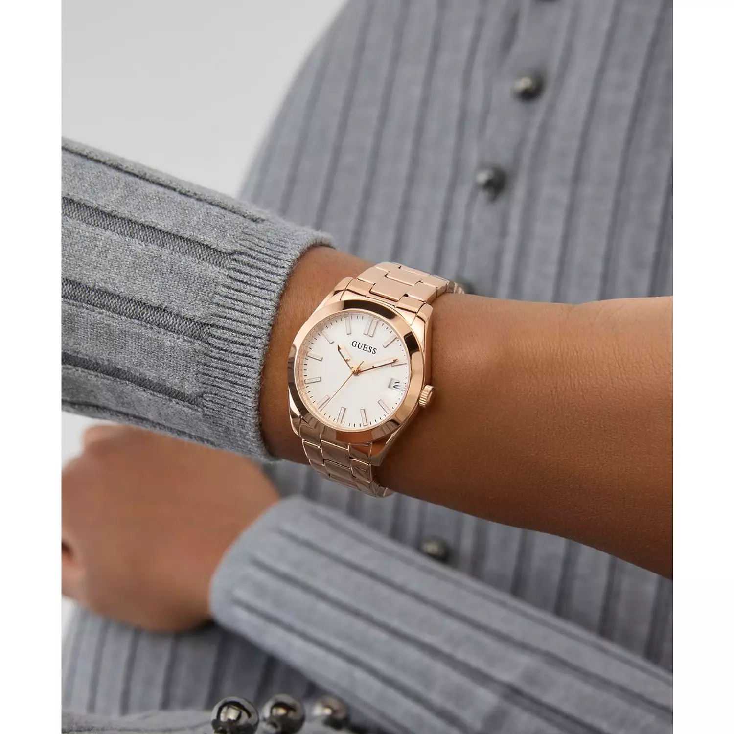 GUESS Ladies Rose Gold Tone Date Watch Rose Gold Tone Stainless Steel Bracelet GW0934L4 6